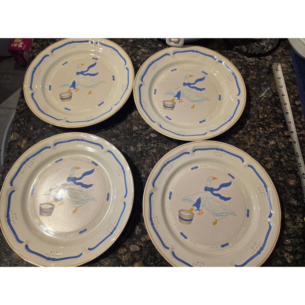 4 MCM Vintage 1987 Newcor Stoneware Country Goose Plates 10 3/4  set